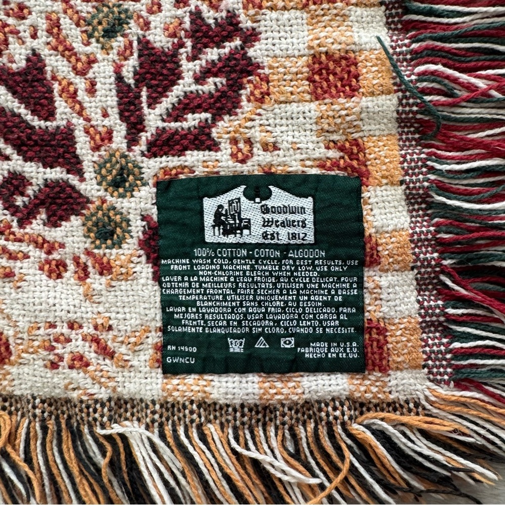 Vtg Goodwin Weaver 100% Cotton Tapestry Throw Blanket 46x52 USA Bear Family EUC - Picture 6 of 8